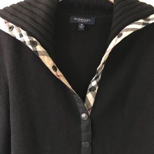 Authentic Burberry of London women’s sweater